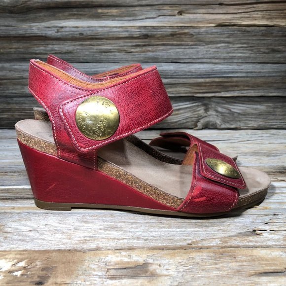 Taos 3209 Carousel 2 Red Leather Sandals Women US 6.5, EUR 37 - Picture 5 of 8